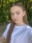 Claire · 27 years old