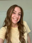 Chloe · 28 years old