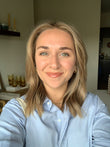 Amelia · 24 years old